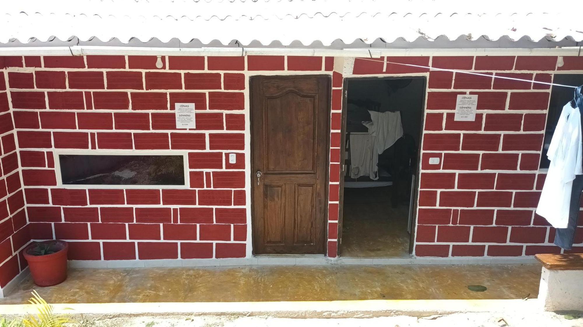 Single Bed 6-Bed Dormitory Room